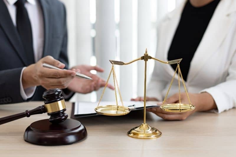 Abuso en el Derecho de Acción: Conceptos Clave en el Derecho Colombiano